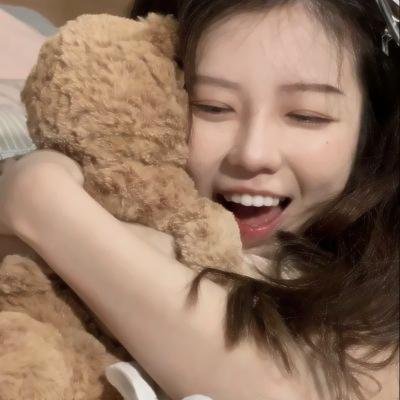 爱娃 封面